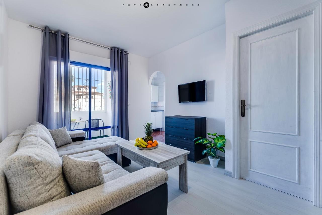 Blue Sea Apartment Torrevieja Exterior foto